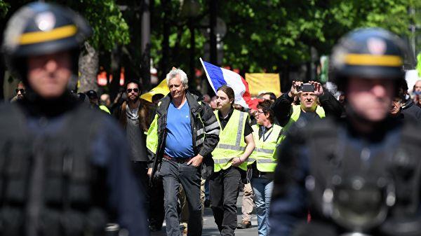 Во Франции более 23 тысяч человек вышли на акции 