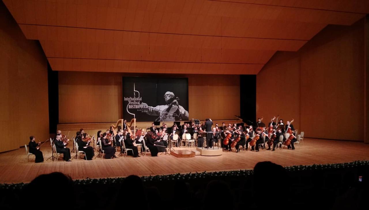 Во Дворце Гейдара Алиева состоялся концерт симфонического оркестра
