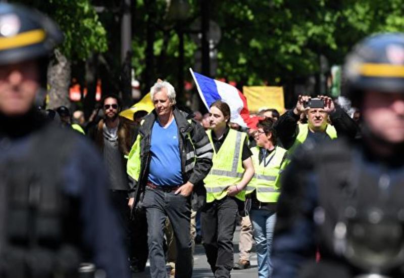 Во Франции более 23 тысяч человек вышли на акции "желтых жилетов"