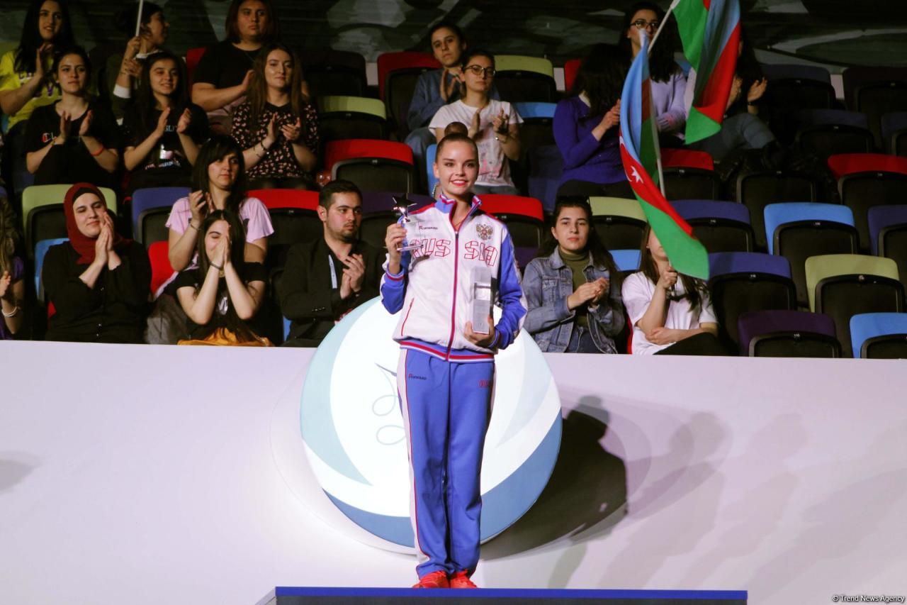 Состоялась церемония награждения гимнасток по итогам многоборья на Кубке мира в Баку