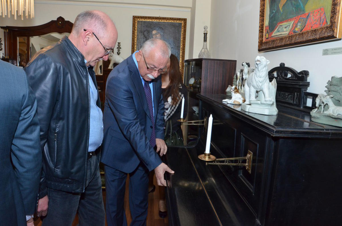 В Баку после ремонта открылся Музей Азима Азимзаде