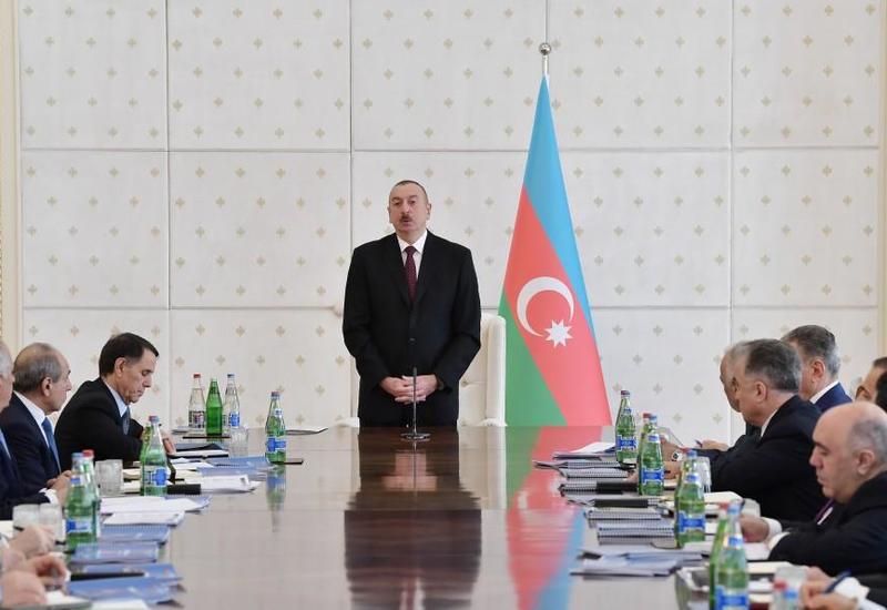 Президент Ильхам Алиев: Искусственные препоны на пути компании, желающей вложить инвестиции, неприемлемы, этого нельзя допускать