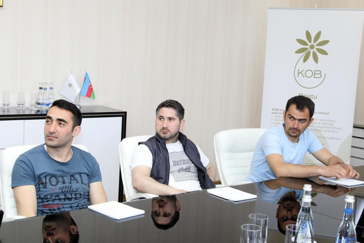 Агентство по развитию МСБ проводит тренинги в Баку