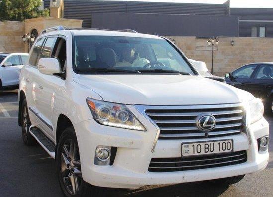 Самый богатый азербайджанский певец купил себе дорогой автомобиль