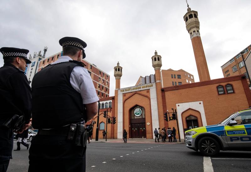 В мечети возле Лондона произошла стрельба