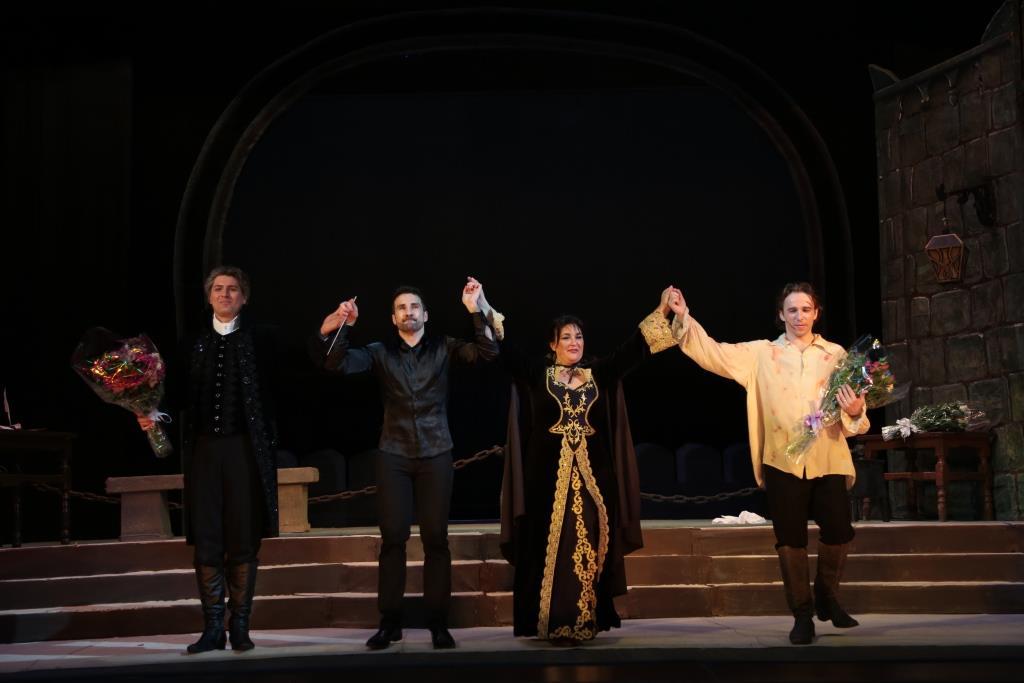 В Театре оперы и балета прошел феерический показ оперы "Тоска"