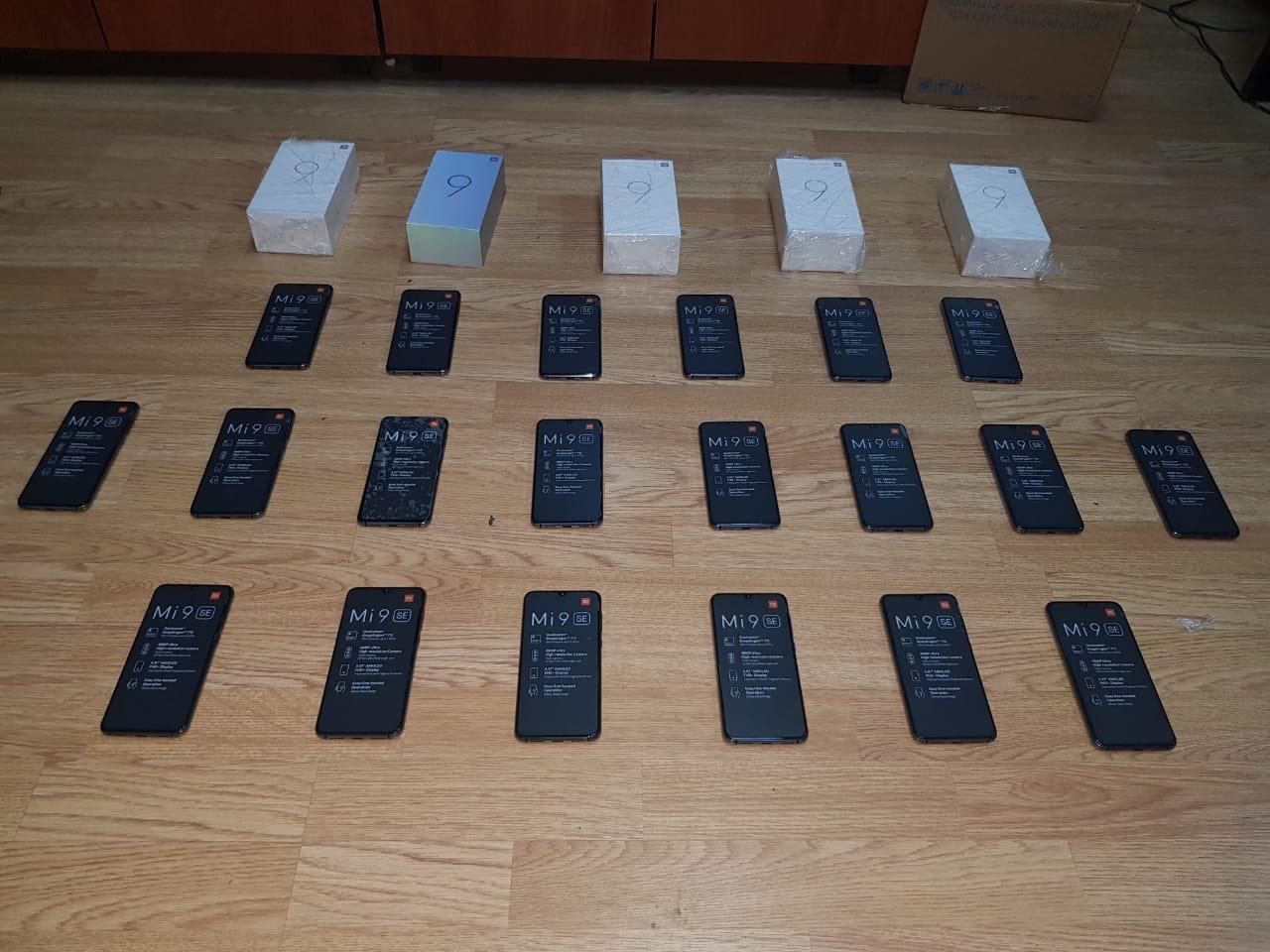 В Азербайджане предотвратили контрабанду мобильных телефонов и сигарет