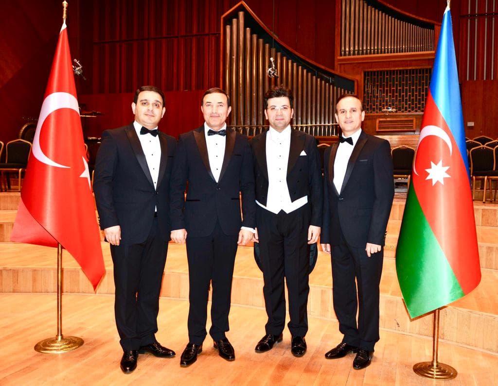 Азербайджанские музыканты выступили в Турции с ошеломительным успехом