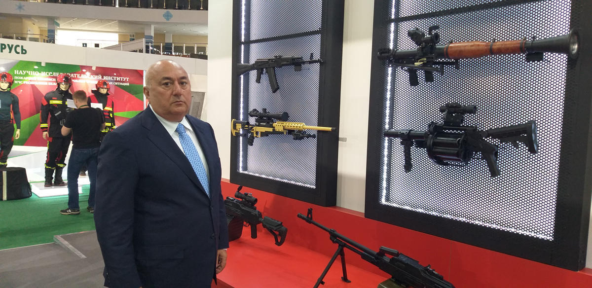 Азербайджанское оружие представили в Беларуси