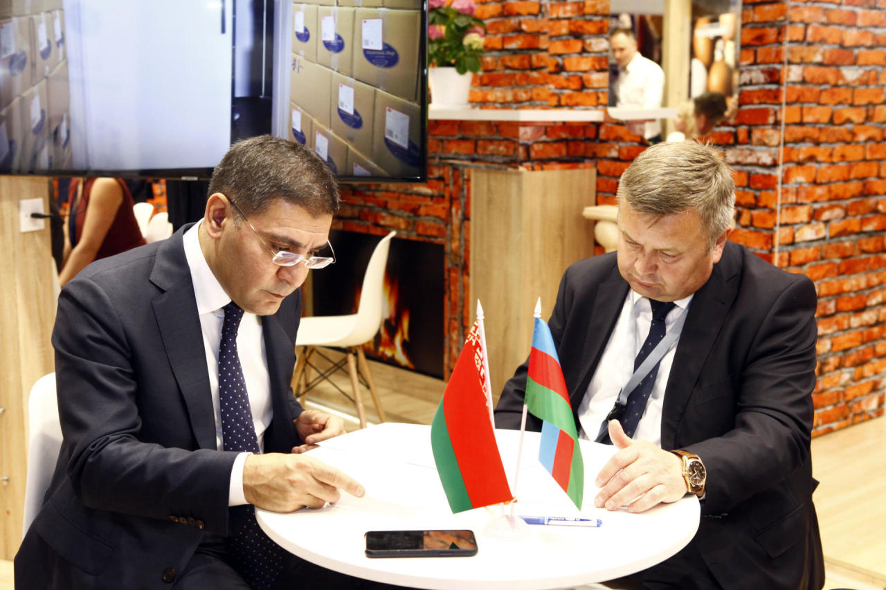 Азербайджанская промышленная корпорация и «Белгоспищепром» подписали протокол о сотрудничестве