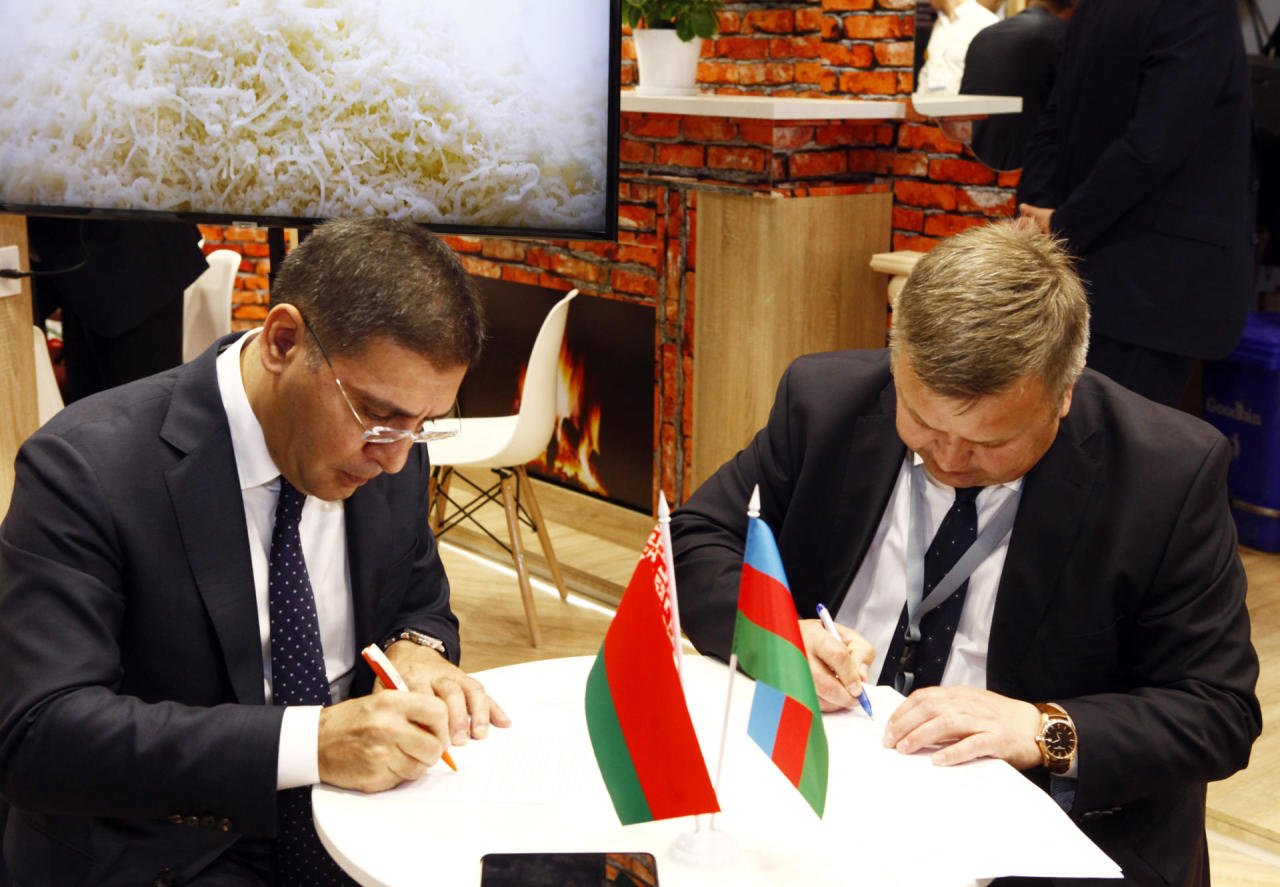 Азербайджанская промышленная корпорация и «Белгоспищепром» подписали протокол о сотрудничестве