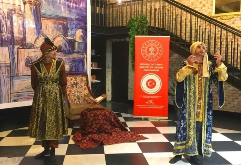 В Баку продемонстрировали отрывки из спектакля "Дыхание мира: Насими"