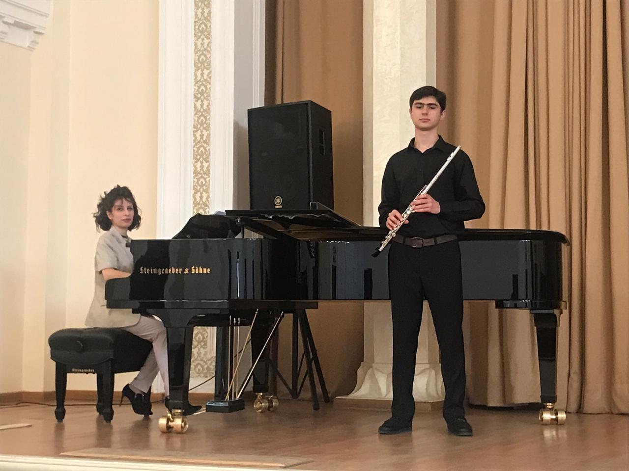 Названы финалисты фестиваля юных музыкантов, посвященного юбилеям Солтана и Исмаила Гаджибековых