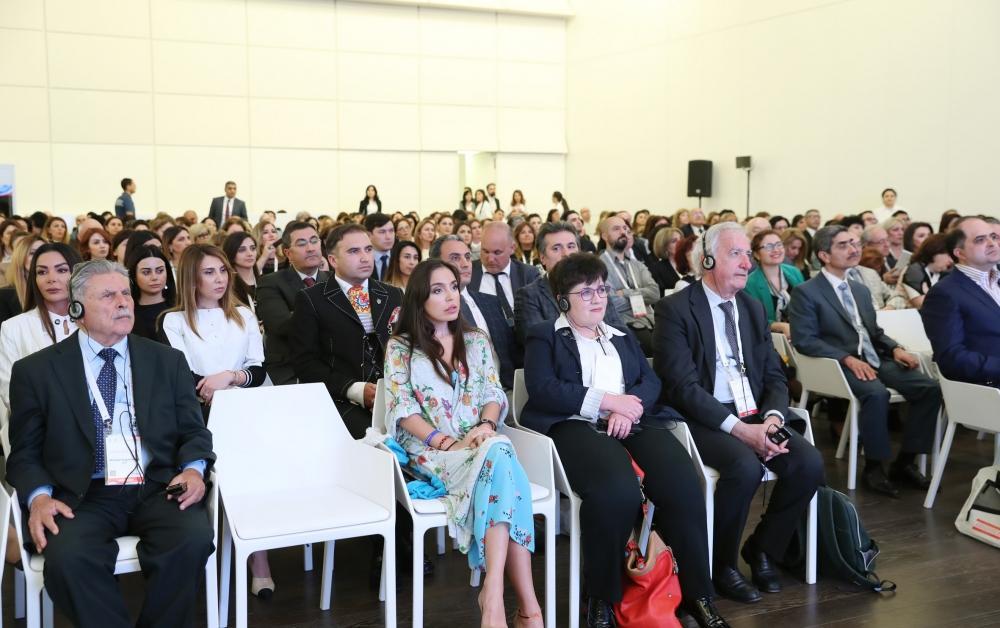 Вице-президент Фонда Гейдара Алиева Лейла Алиева приняла участие в I Азербайджанском международном конгрессе специалистов по гематологии