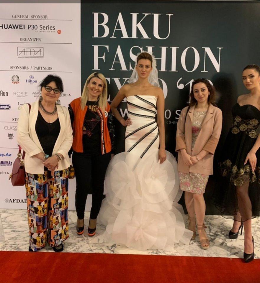 Baku Fashion Expo 2019 – от коллекции Versace до скетча в режиме виртуальной реальности
