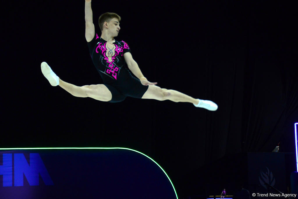 Лучшие моменты финальных соревнований 11-го Чемпионата Европы по аэробной гимнастике в Баку