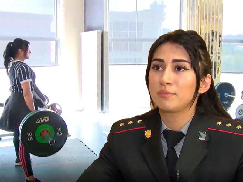 Женщина-полицейский из Азербайджана удивила всех своей силой и достижениями