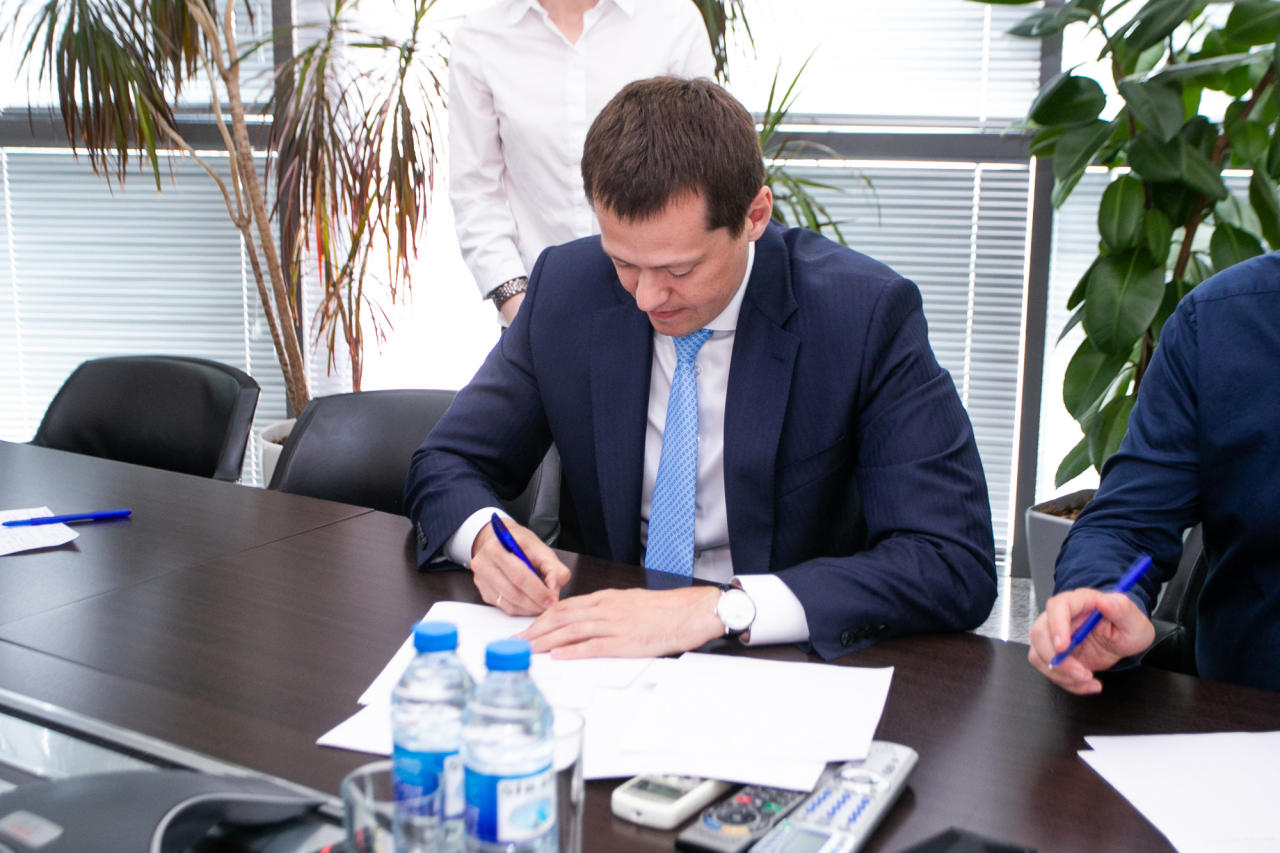 Банк ВТБ (Азербайджан) и STEP IT Academy подписали меморандум о сотрудничестве