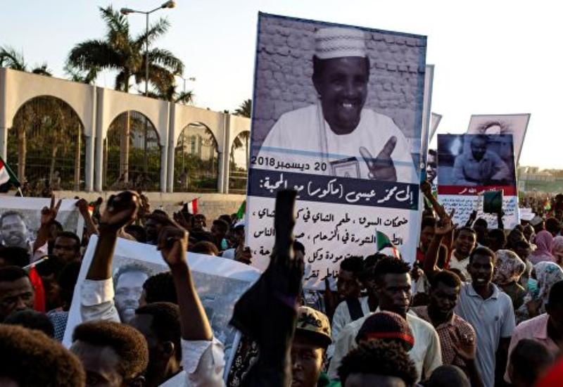 Число погибших при разгоне протестующих в Судане возросло до 60
