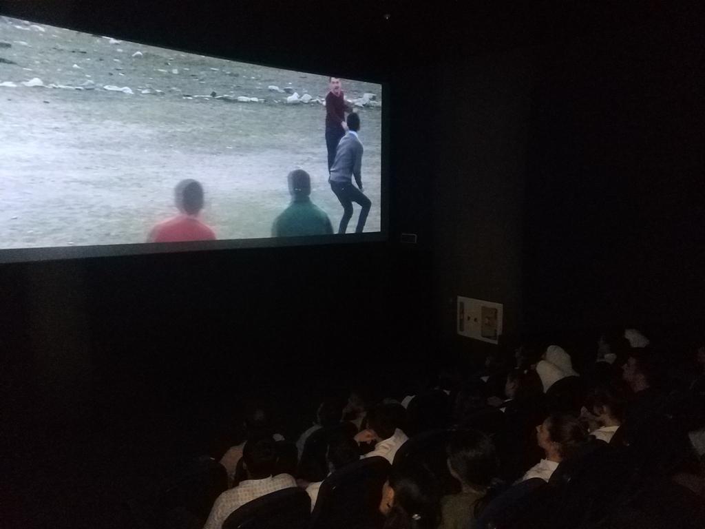 В CinemaPlus Quba презентован документальный фильм "За пределами границ"