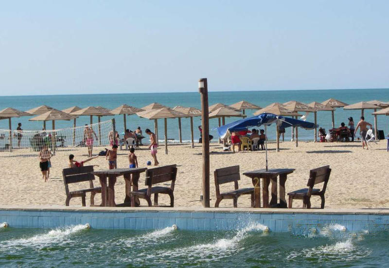 В Азербайджане призвали сделать пляжи бесплатными