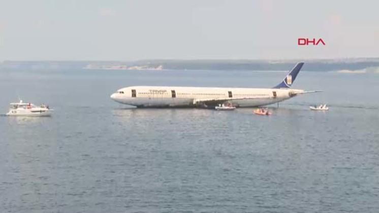 У берегов Турции затонул пассажирский самолет