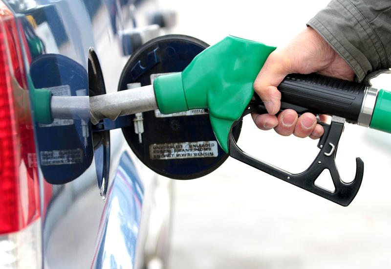 В Азербайджане увеличились доходы от розничной продажи бензина