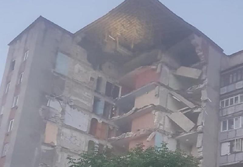 Момент обрушения девятиэтажки в Молдове попал на камеры