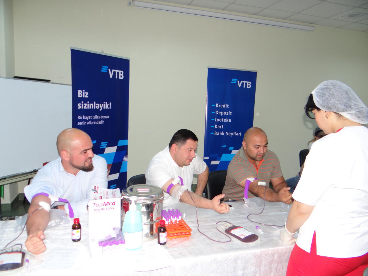 Коллектив банка ВТБ (Азербайджан) провел акцию по сдаче крови