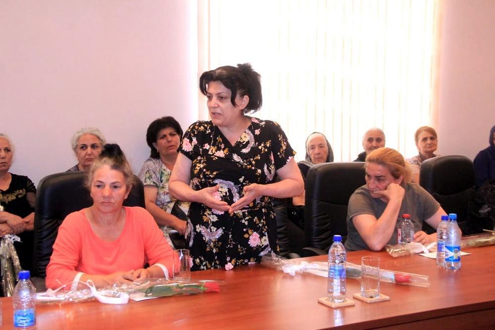 Минобороны Азербайджана встретилось с семьями шехидов