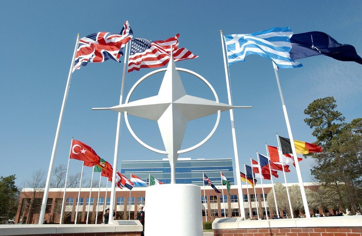 Альянс рассмотрит вопрос о выводе сил НАТО из Афганистана