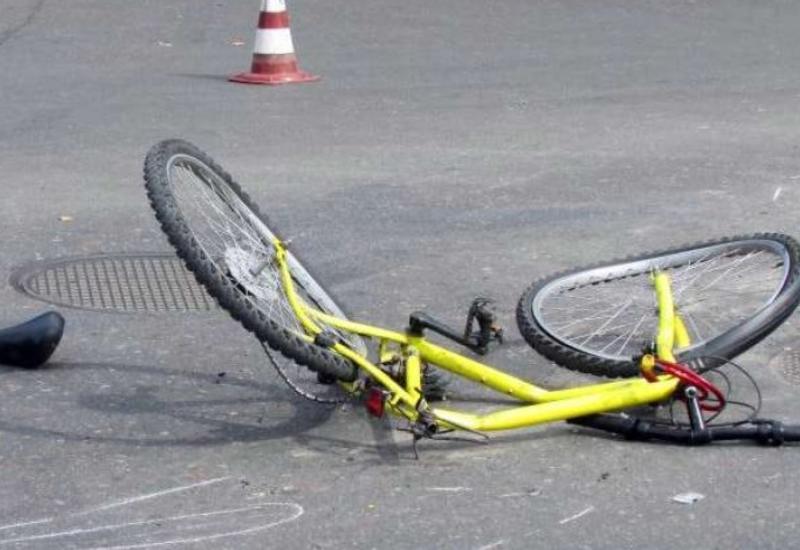 В Баку автобус насмерть сбил велосипедиста