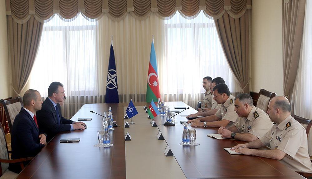 Командующию штаба спецопераций НАТО на переговорах в Баку