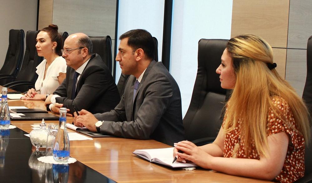 Экс-посол США на обсуждениях энергетических и траспортных проектов Азербайджана