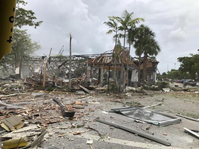 Сильный взрыв во Флориде, десятки пострадавших