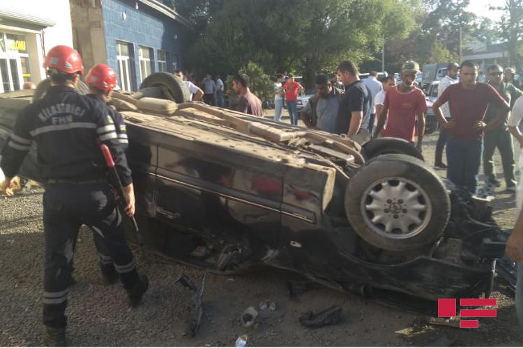 Тяжелое ДТП в Лянкяране, один человек погиб, двое ранены