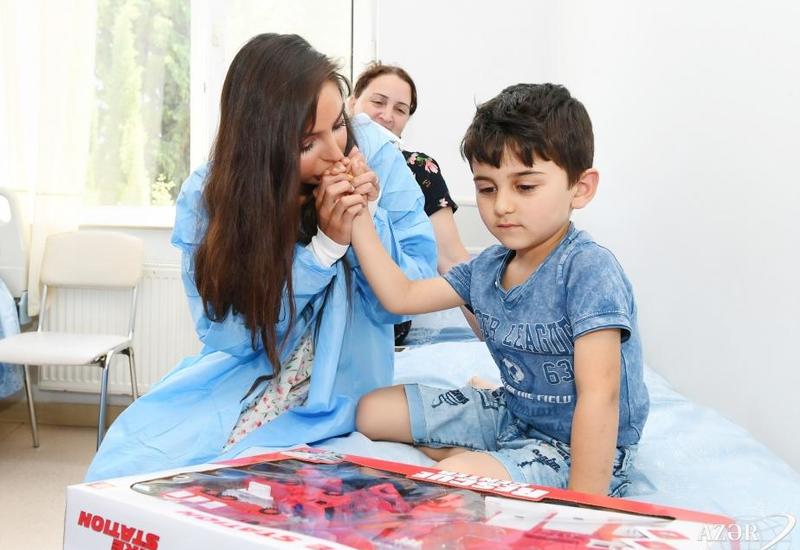Вице-президент Фонда Гейдара Алиева Лейла Алиева встретилась с детьми, получающими лечение в ряде медицинских учреждений Баку