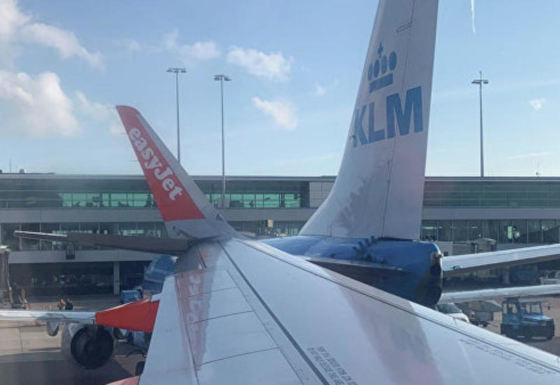 В амстердамском аэропорту столкнулись самолеты