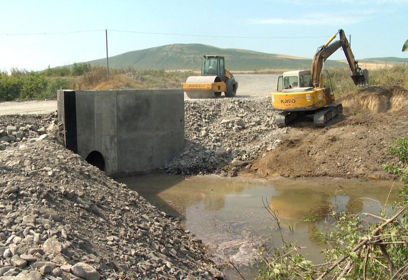В регионах Азербайджана ремонтируют дороги