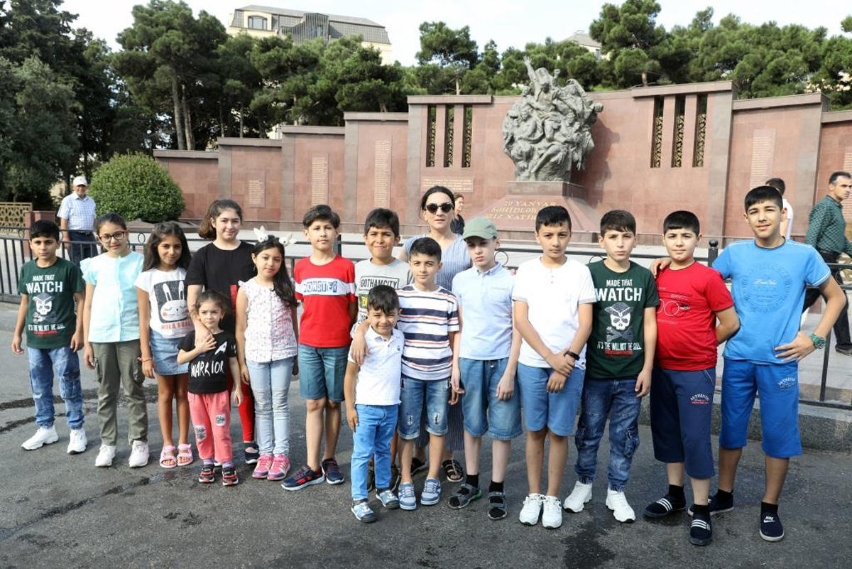 В Азербайджане организовали летний лагерь для детей шехидов апрельских боев
