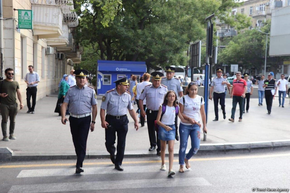 Массовые рейды полиции в Баку
