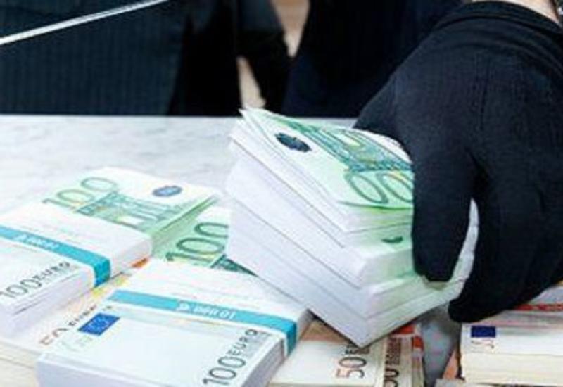 Во Франции экс-министра ограбили на 55 тысяч евро