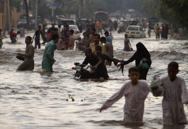 Наводнения в Бангладеш, есть десятки погибших
