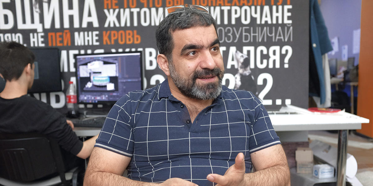 Азербайджанец создал в Киеве бесплатную 