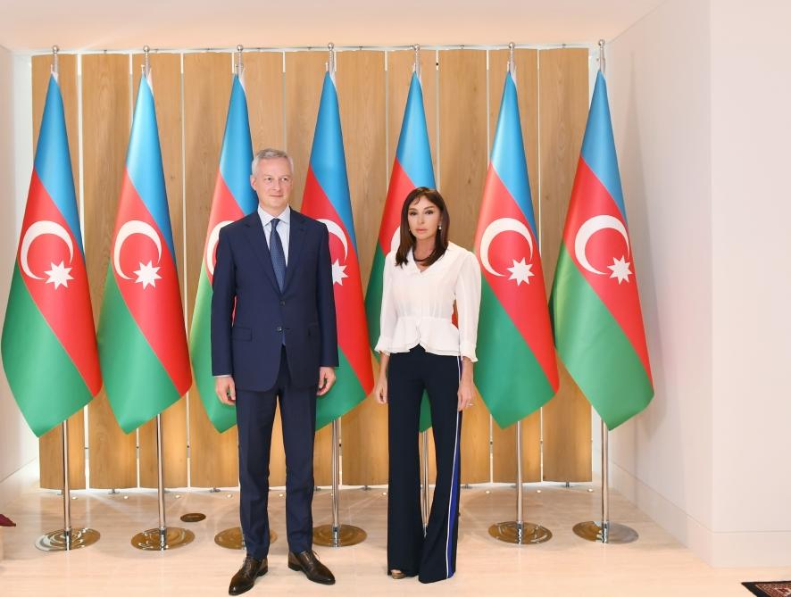 Первый вице-президент Мехрибан Алиева встретилась с министром экономики и финансов Франции