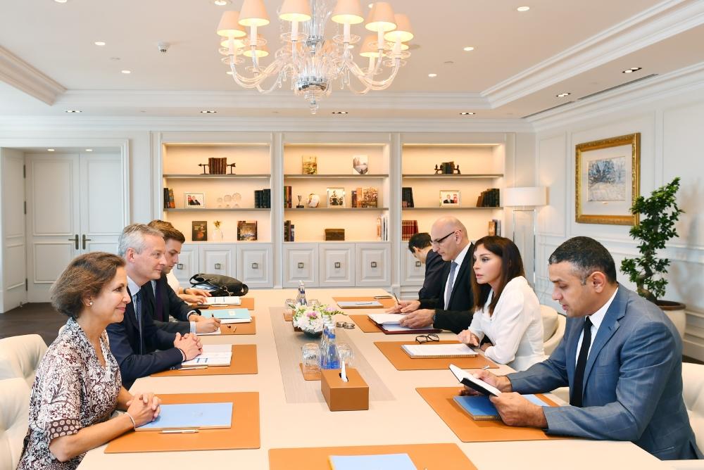 Первый вице-президент Мехрибан Алиева встретилась с министром экономики и финансов Франции
