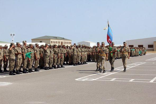 Gənc zabitlər Azərbaycan Ordusunda xidmətə başladı