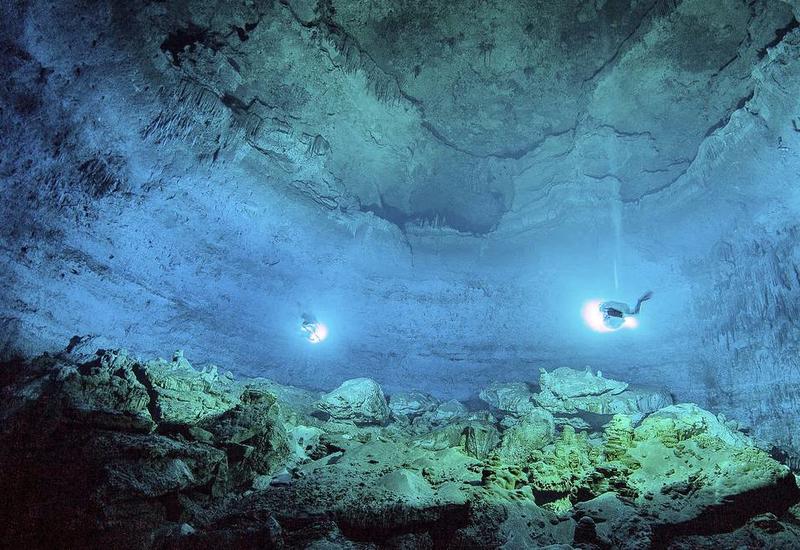 Подводные археологи нашли главный храм "египетской Атлантиды"