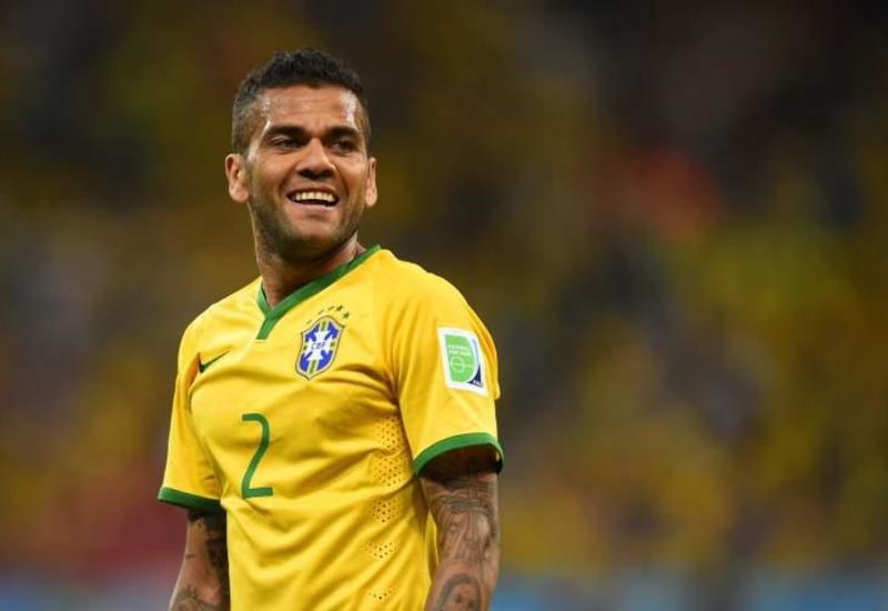 Самый титулованный футболист в истории подписал контракт с "Сан-Паулу"