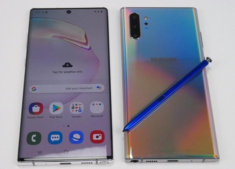 Samsung представила два новых смартфона